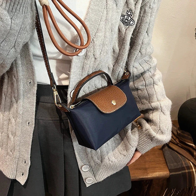 Mini Bolsa Feminina com Zíper Colorblock – Bolsa Tiracolo Versátil para o Dia a Dia